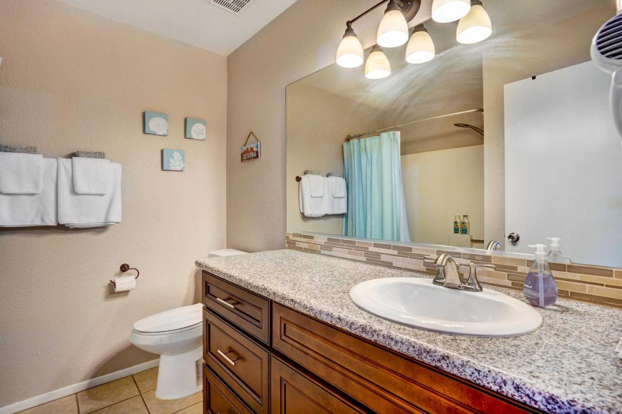 Pet-Friendly Condo With Pool About 7 Mi To Dtwn Чандлър Екстериор снимка